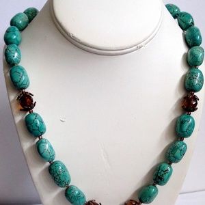 Fashion necklace & earrings, stylish